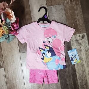 NWT Bluey Toddler Girl Graphic Tee and Allover Print Bike Shorts Set Size 12m